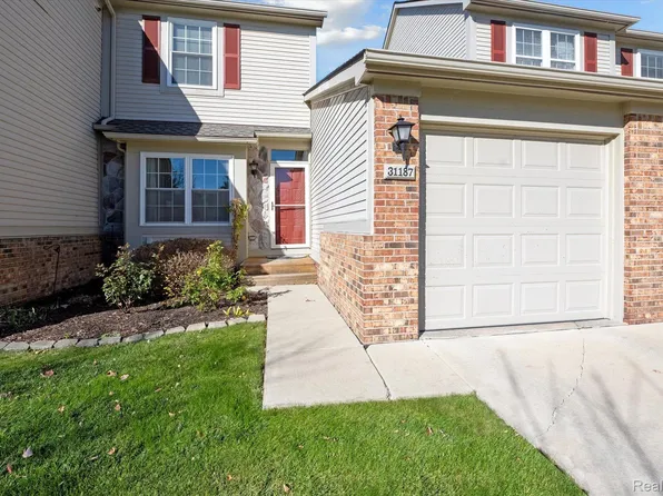 31187 Livingston Dr, Novi, MI 48377
