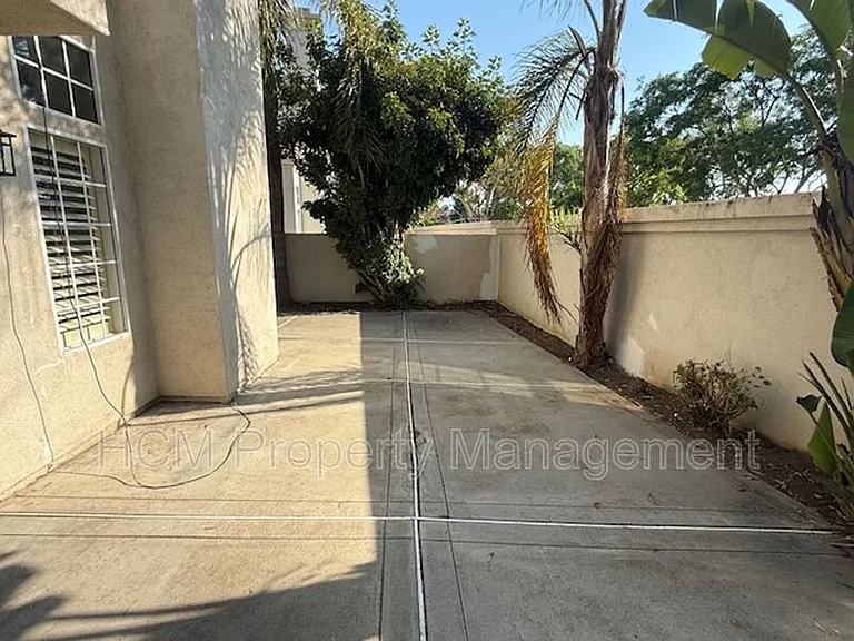 46 Almador — Photo 28