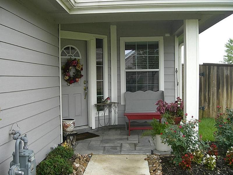 1st image of 25230 Aspenlodge Ln