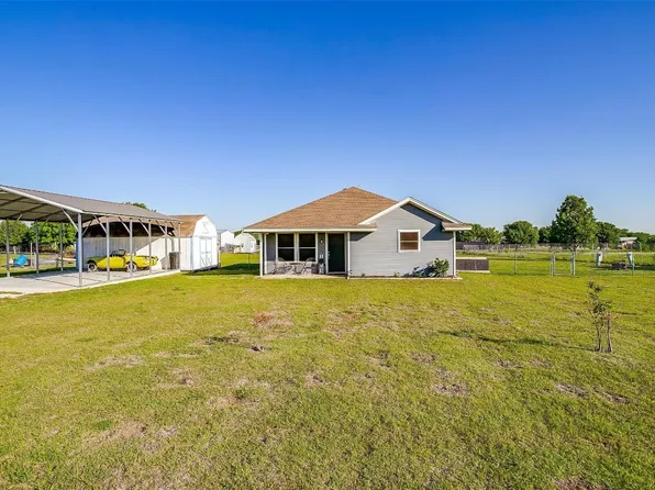 10921 Foothill Dr, Venus, TX 76084