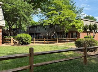 3824F W Country Club Rd, Winston Salem, NC 27104