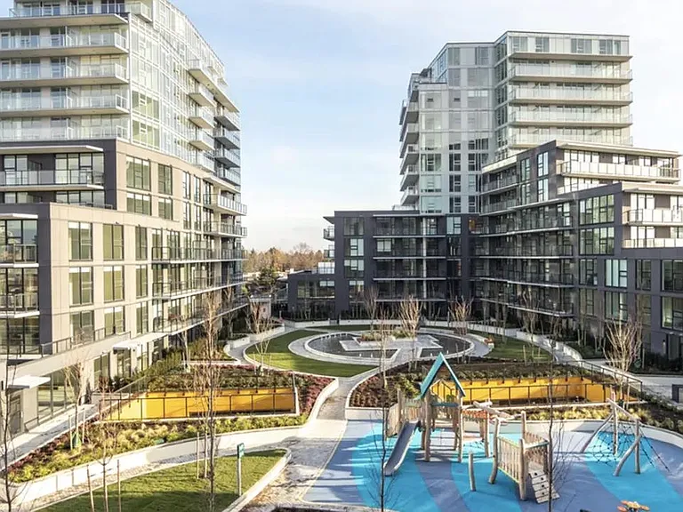 50X Buswell St #6633 — Photo 8