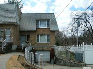 4004 248th St, Little Neck, NY 11363