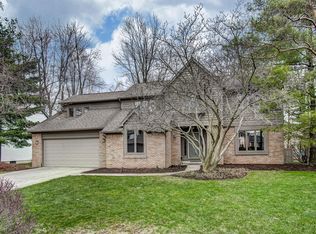 206 Paddock Cir E, Powell, OH 43065