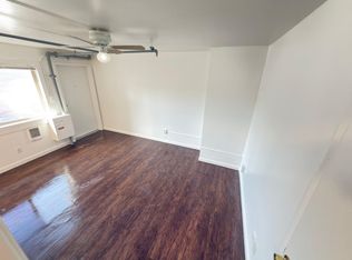 9632 Aurora Ave N APT 4, Seattle, WA 98103