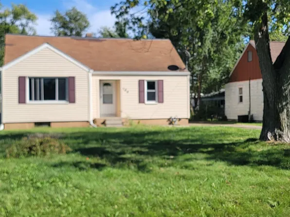 104 Stahl Ave, Washington, IL 61571