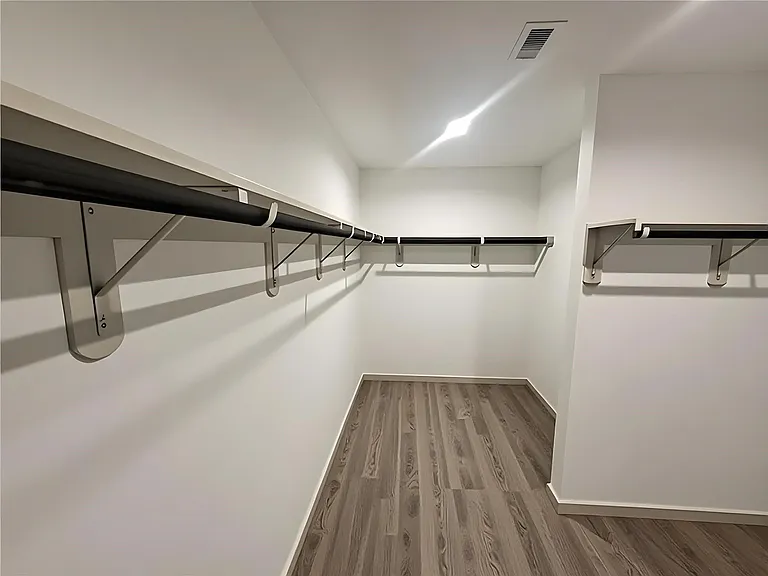 1719 Maclane Ct — Photo 16