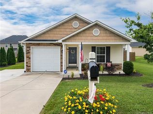 190 Haw River Rd, Fletcher, NC 28732