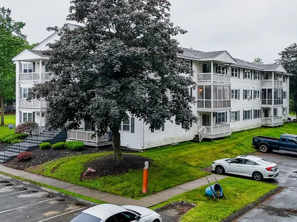 10 Abbey Rd APT 301, Leominster, MA 01453