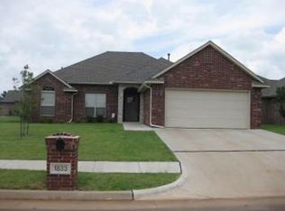 1833 Harvest Ct, Edmond, OK 73003
