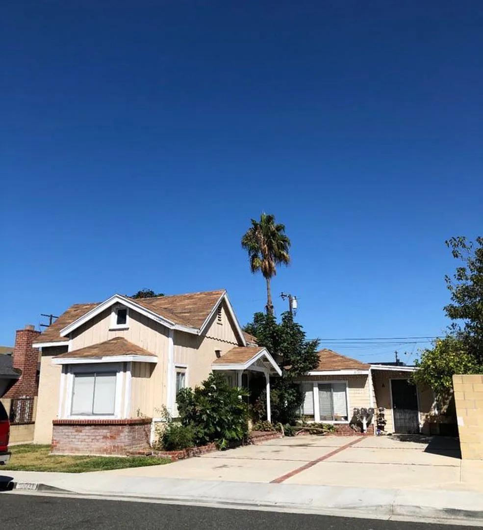 10031 Larson Ave — Photo 1