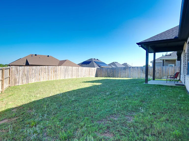 11432 Lindsey Garden Dr — Photo 6