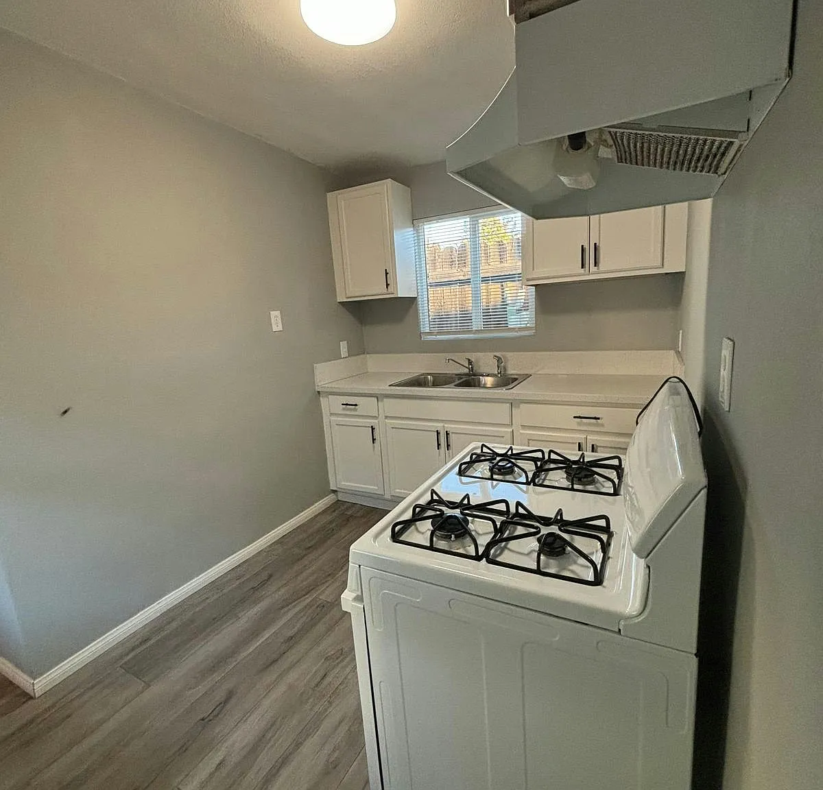 3721 Byron Street, Unit 3727 — Photo 4