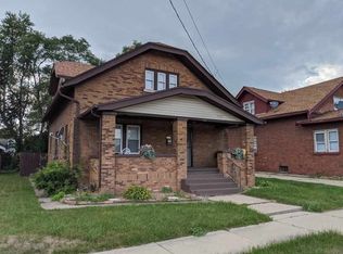 1323 Clover Ave, Rockford, IL 61102