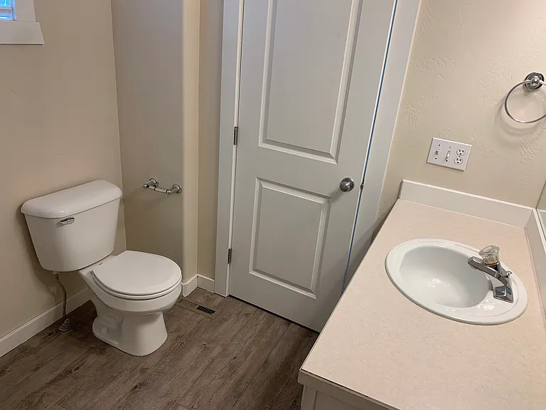 1826 Bluestone Dr — Photo 5