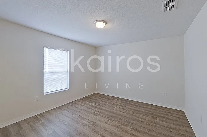 10117 Elgin Blvd — Photo 13