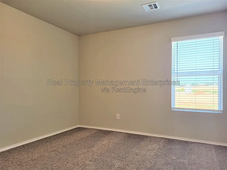 21215 Winding Brk — Photo 9
