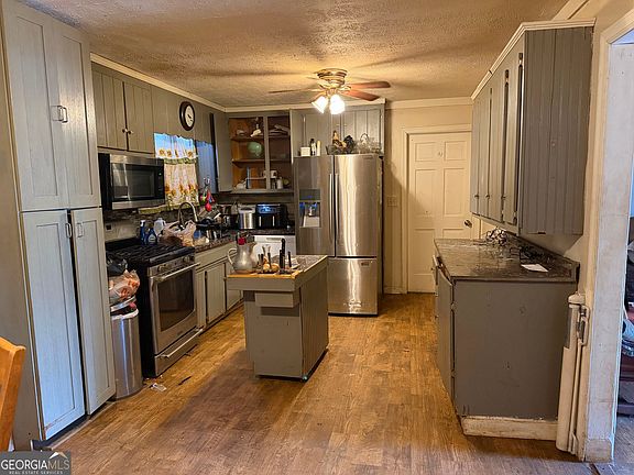 4th image of 4183 Jade Dr