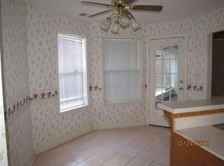 202 Southwick Dr, Bonaire, GA 31005