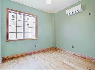 1667 Palmetto St #1C, Ridgewood, NY 11385