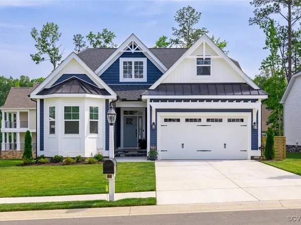 15813 Maclear Dr, Midlothian, VA 23112