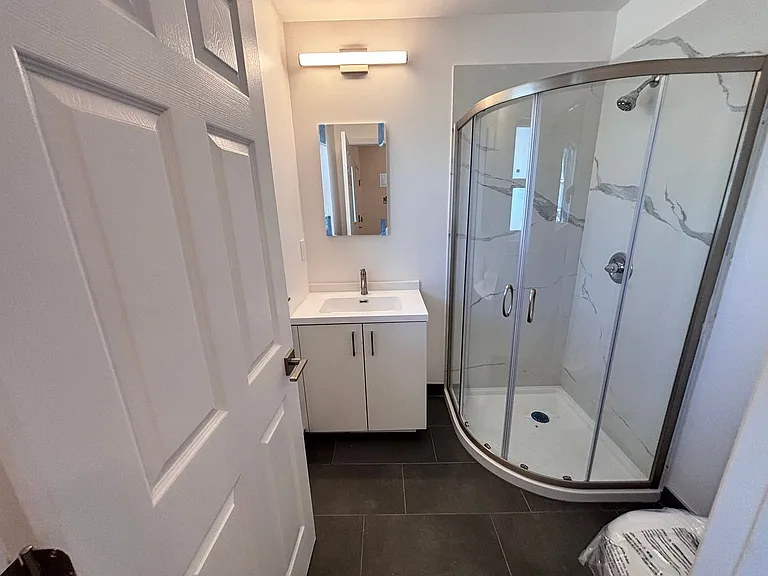 630 Harbour Way — Photo 7