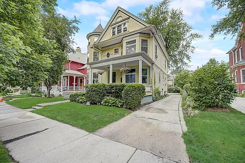 2719-2721 N Hackett Ave Photo 1