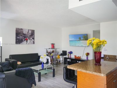 9380 W Flagler St APT 211A, Miami, FL, 33174