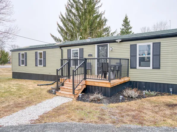 1 Taylor St, Rideau Lakes, ON K0G 1E0