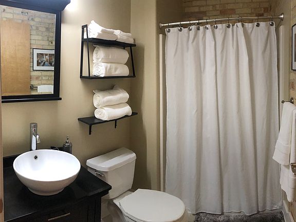 3rd image of 810 Cottageview Dr Suite 300