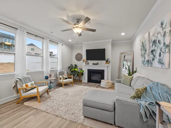 223 Mallard Loop Dr, Clayton, NC 27527