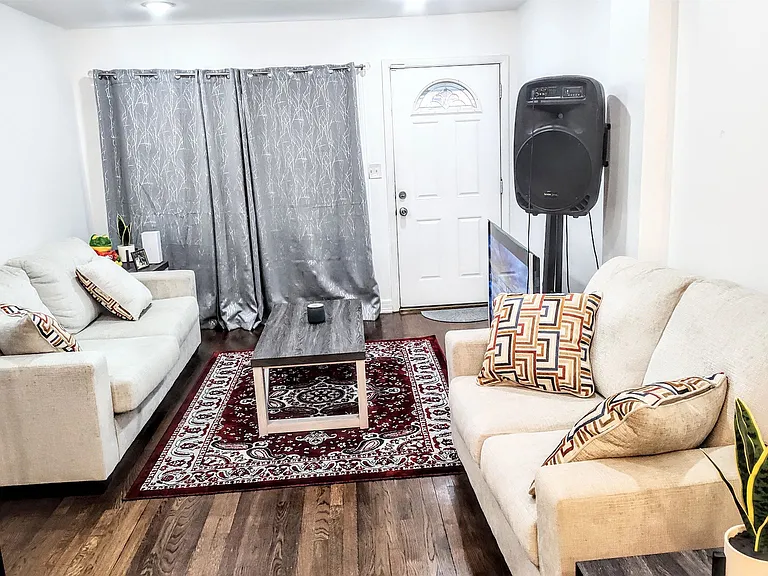 8 Van Nostrand Ave #UPPER FLOORS — Photo 2