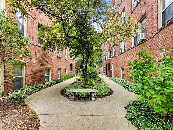 2nd image of 4126 N Kedvale Ave #2