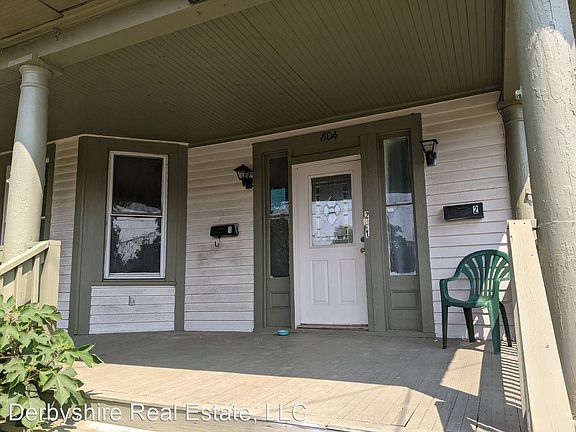 2nd image of 804 Rivermont Ave #1