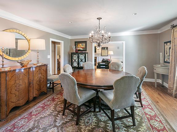 5th image of 7209 Westhampton Pl