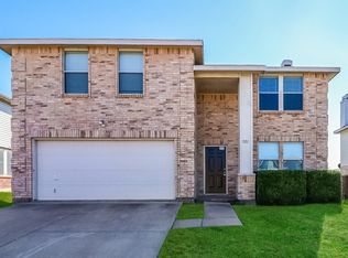 521 Merton Ct, Crowley, TX 76036