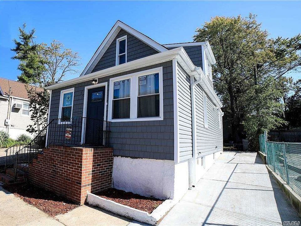 1st image of 25 Hoeffner Ave