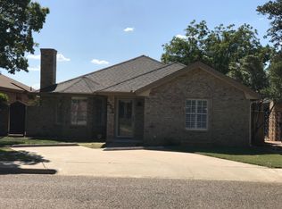 130 Aransas Ave, Levelland, TX 79336
