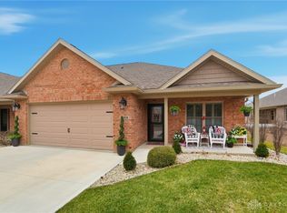 1188 E Bentley Cir, Troy, OH