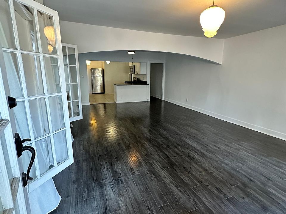 1st image of 5755 Camerford Ave