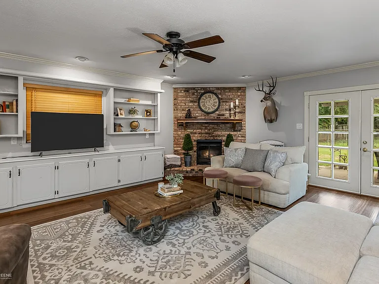 3727 Greenway Pl — Photo 10