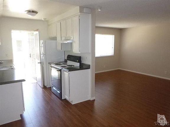 4th image of 1214 Chalmette Ave