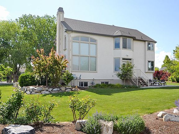 4th image of 1022 S Waterside Dr