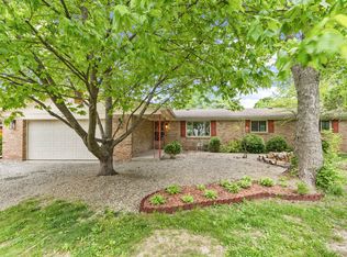 10042 N David Ln, Mooresville, IN 46158