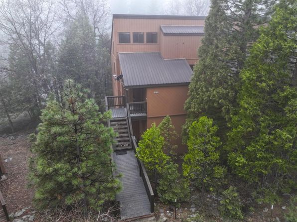 40720 Oakwoods Ln, Shaver Lake, CA 93664