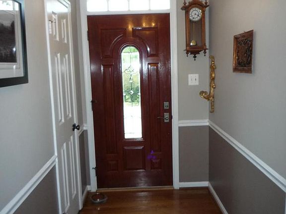 2nd image of 6730 Towne Lane Ct