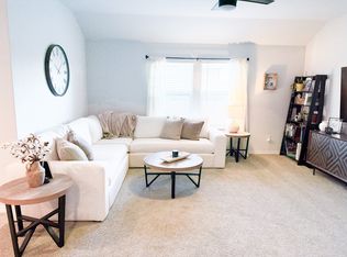 613 Whitecomb Ln, Justin, TX 76247