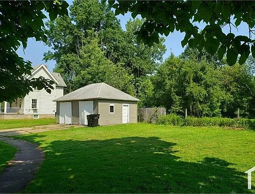 3 bed, 1470 sqft, $1,450 — Photo 2
