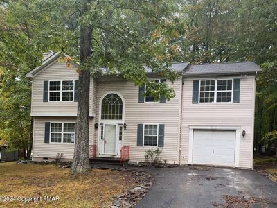7111 Oakland Ter, East Stroudsburg, PA, 18301