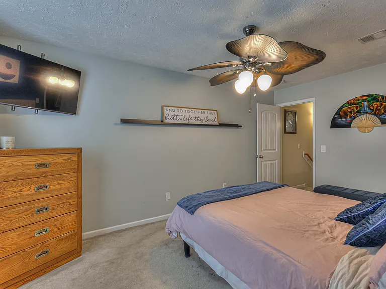589 Bradburn Village Cir — Photo 21